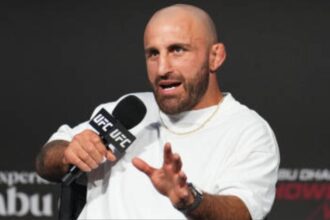 Alexander Volkanovski Lists His Top Five MMA GOATs with 'Mighty Mouse' At Number One