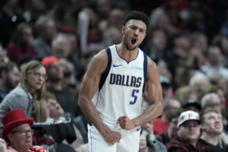 Quentin Grimes picks out Dallas Mavericks locker room leader, 'he's the most vocal'
