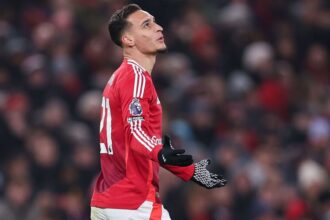 Antony set for Betis loan