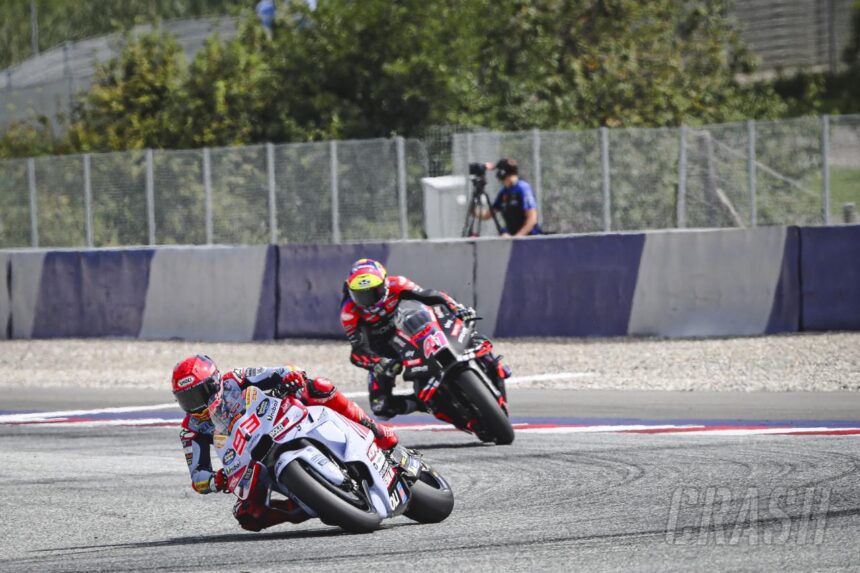 Aleix Espargaro “couldn’t even stand” Marc Marquez early in his MotoGP career | MotoGP