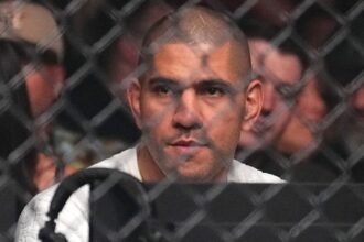 Alex Pereira reacts to booking with ‘ordinary guy’ Magomed Ankalaev at UFC 313: ‘I asked for him’