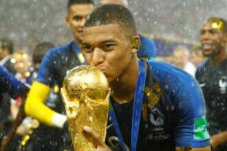 Arsenal plot move for "one of Europe's best forwards"