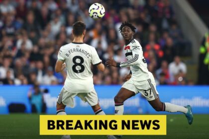 Bruno Fernandes and Kobbie Mainoo in action for Manchester United