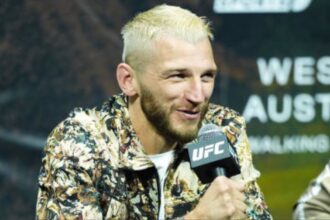 Dan Hooker Slams Arman Tsarukyan for 'Strange' UFC 311 Withdrawal: 'Daddy Can’t Buy You a Backbone'