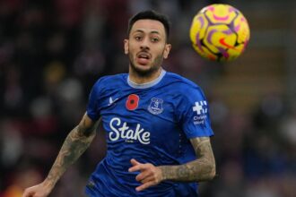 Everton made "important bid" to sign massive upgrade on Dwight McNeil