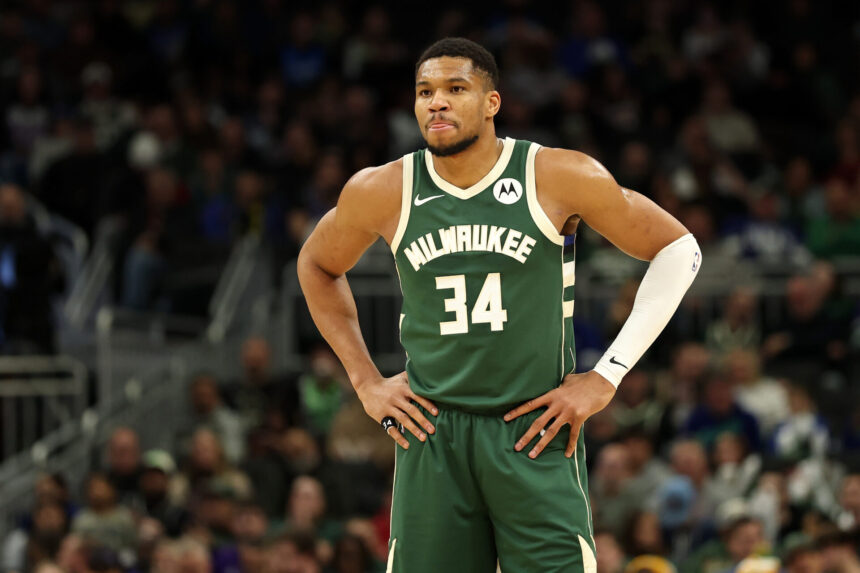Giannis Antetokounmpo or Shaquille O'Neal, Rajon Rondo gives verdict on who is better, 'he's unstoppable'