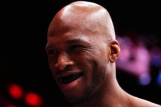 Michael 'Venom' Page Predicts Shara Magomedov Will Shoot for a Takedown After Getting Dominated on the Feet