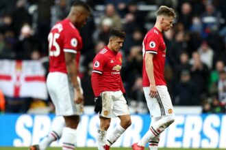 Alexis Sanchez reacts during Newcastle vs Manchester United