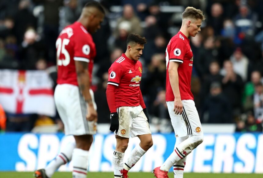 Alexis Sanchez reacts during Newcastle vs Manchester United