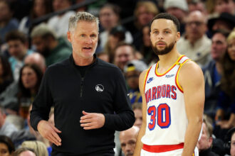 Steph Curry and Steve Kerr share genuine thoughts on 'luxury' of playing with 7'0" Warriors rookie