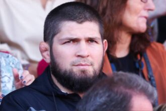 Dana White Slams 'Piece of Sh*t Airline' for Booting Khabib