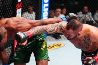 UFC Vegas 101 video: Santiago Ponzinibbio stops Carlston Harris with barrage of punches in final round