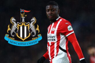 Johan Bakayoko of PSV looks on