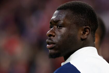 West Ham thinking about signing £20m Premier League ace alongside Brobbey