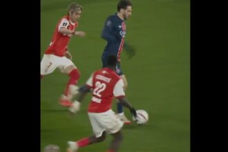 Khvicha Kvaratskhelia makes lively Paris Saint-Germain debut in disappointing Stade Reims draw (Video)