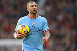 AC Milan close in on Walker