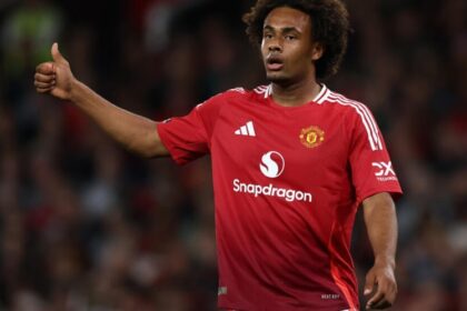 Juventus keen on Zirkzee loan