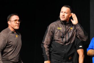 Chael Sonnen, Daniel Cormier propose coach vs. coach matchup to cap off TUF 33 season