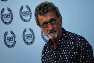 Eddie Jordan backtracks on criticism of Ferrari for signing Lewis Hamilton | F1