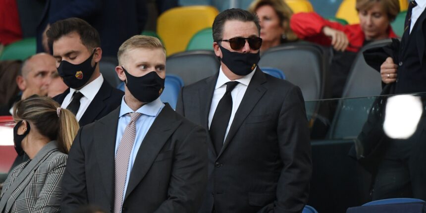 Friedkin in advanced talks to seal off-pitch Everton signing Moyes loves