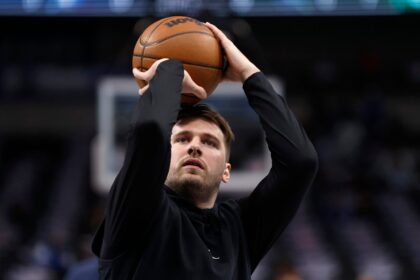 Luka Doncic predicted to be 2025-26 MVP, ex-NBA star expects him to be 'absolute monster'