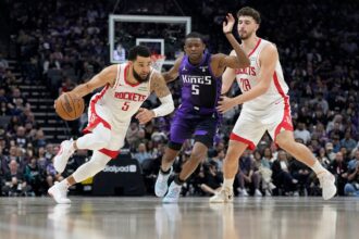 New report suggests why Houston Rockets aren't inclined on trading for De'Aaron Fox