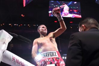 ‘The ref cheating!’: Combat sport world reacts to David Benavidez and David Morrell’s Fight of the Year contender