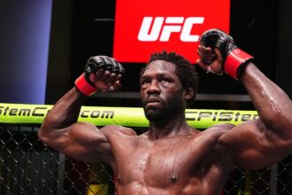 ‘Wow what a comeback’: Pros react to Jared Cannonier battling back for knockout win at UFC Vegas 102