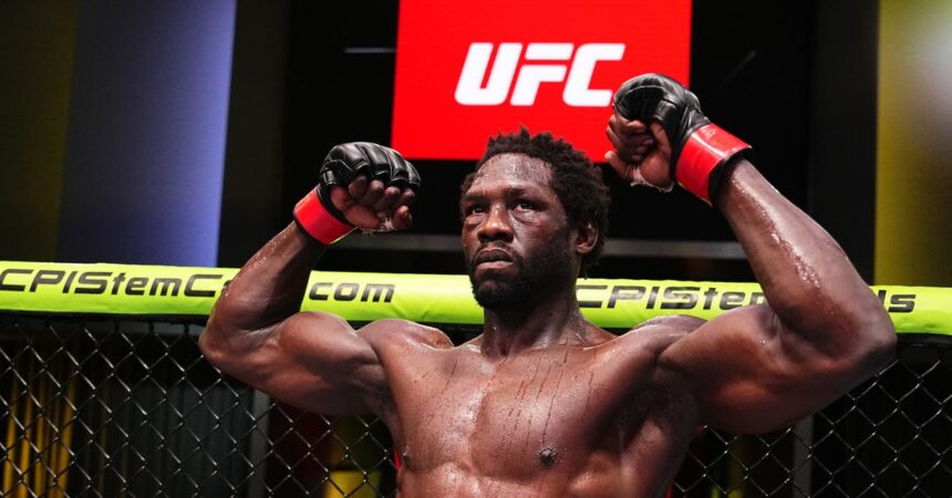 ‘Wow what a comeback’: Pros react to Jared Cannonier battling back for knockout win at UFC Vegas 102