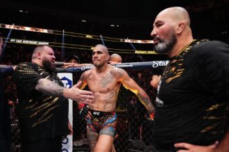Alex Pereira coaches disagree with UFC 313 decision, promise ‘Poatan 2.0’ in Magomed Ankalaev rematch