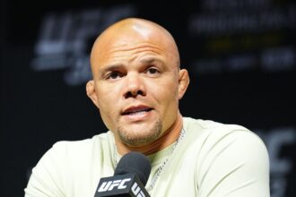 Anthony Smith casts doubt on GFL actually finding success by throwing ‘big money at old, aging fighters’