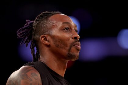 Dwight Howard takes dig at Dallas Mavericks, offers sarcastic solution to injury-riddled season