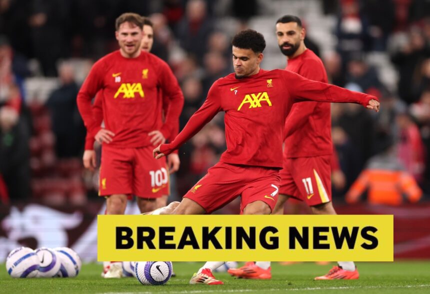 Luis Diaz warming up for Liverpool