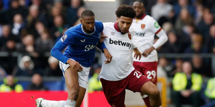 Moyes must now finally ditch 6/10 Everton man this summer