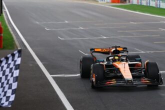 Piastri dominates Chinese GP as McLaren takes 50th 1-2