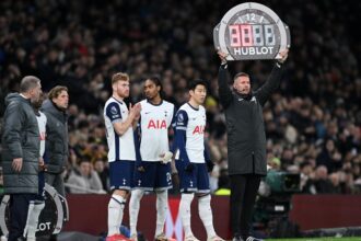 Son Heung-min being subbed on for Tottenham