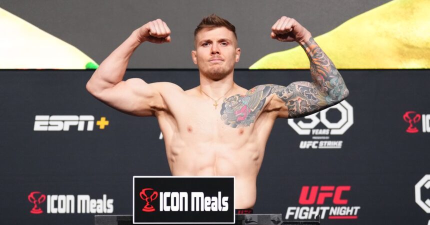 UFC Vegas 104 weigh-in video: Vettori vs. Dolidze 2 LIVE now
