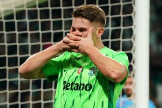 Viktor Gyokeres celebrates scoring for Sporting