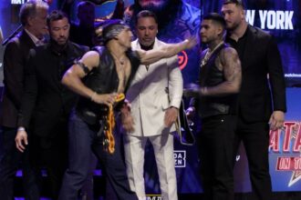 Watch Teofimo Lopez slap Arnold Barboza Jr. during fiery faceoff as security intervenes
