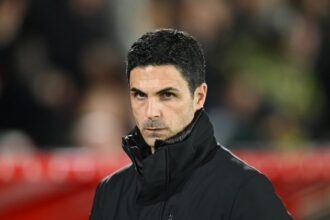 Mikel Arteta, manager of Arsenal looks during the Premier League match against Nottingham Forest on February 26, 2025