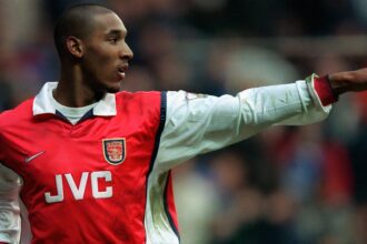 Arsenal in positive talks for "one of the best ST's out there"