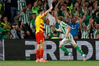 Chelsea going all out for "stunning" winger; may trigger £42m release clause