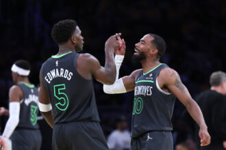 Chris Finch on what Anthony Edwards did at half-time in Timberwolves at half-time vs LA Lakers