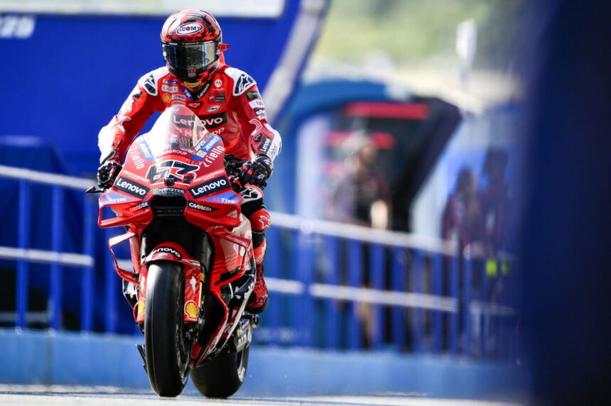 Francesco Bagnaia: "I need to solve it before the Sprint…"