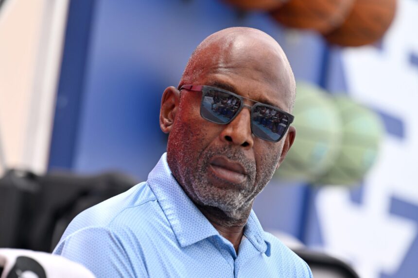 James Worthy says LA Lakers loss featured what he had 'never seen', it wasn't the no-change rotation