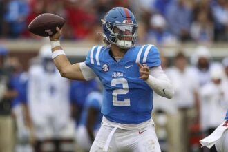 Jaxson Dart Ole Miss pic