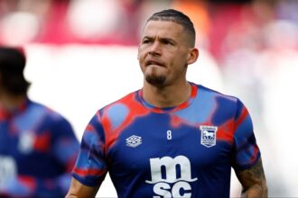 Leeds close to signing £130k-p/w star compared to Phillips