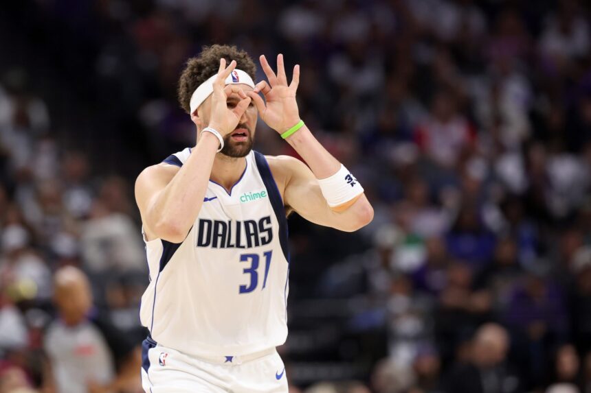 Lou Williams is not excited about Klay Thompson's role in Dallas Mavericks win, 'for me...'