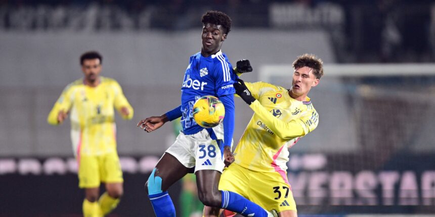 Man Utd battling to sign "magnificent" 19y/o after scouts sent rave reviews