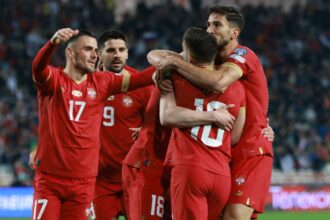 Man Utd ready to move for "lightning" quick striker on huge £8.6m salary